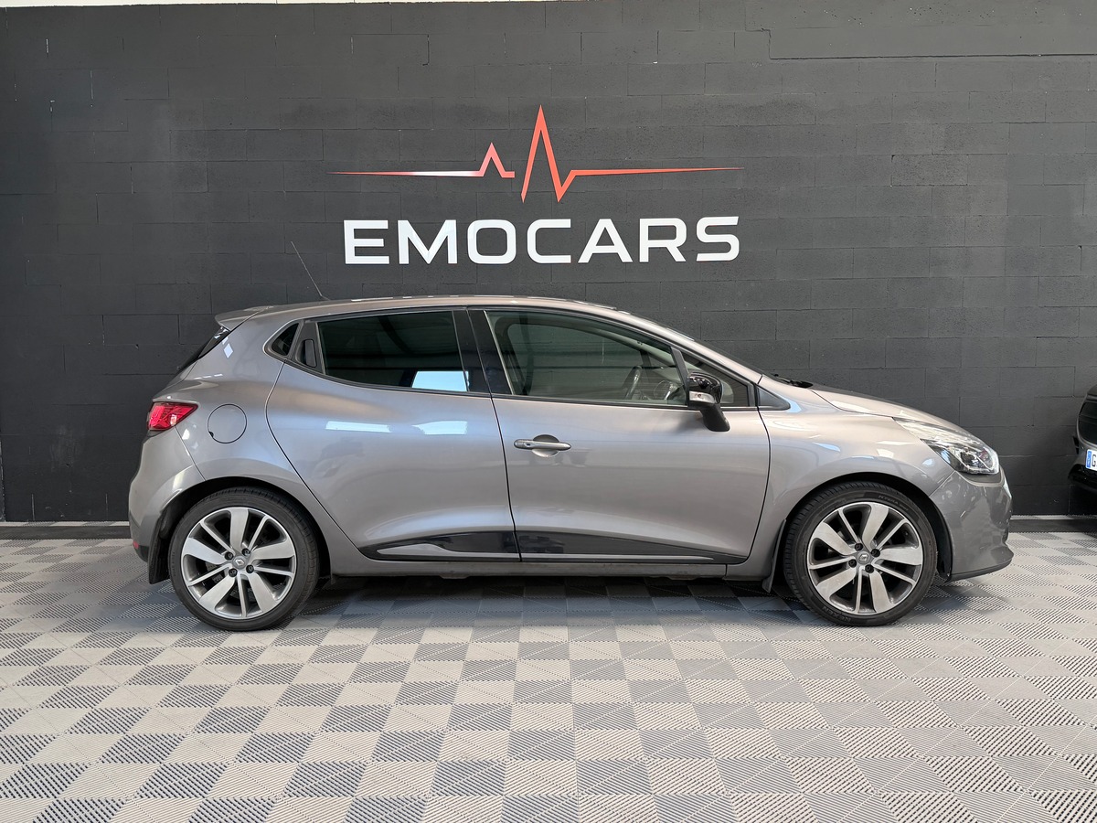 RENAULT Clio 4 1.2 TCE 120 CV BVA INTENS