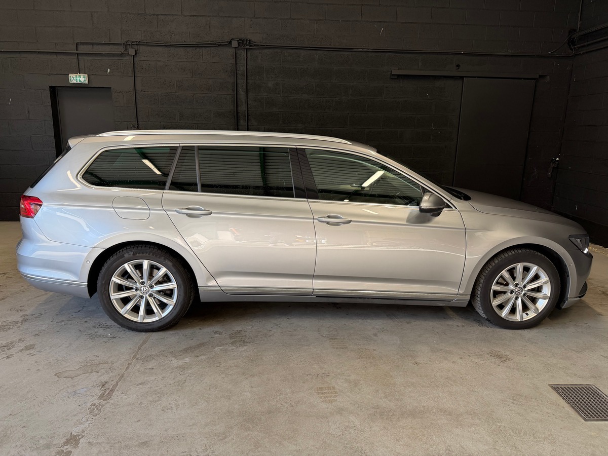 Volkswagen Passat SW Carat 2.0 tdi 150ch DSG Kit Distribution Ok
