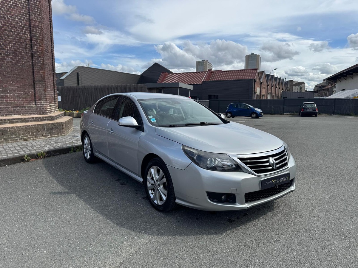 RENAULT Latitude 2.0 dci 150cv Business - garantie