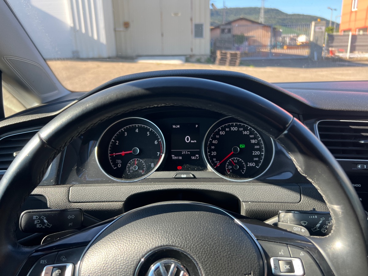 Volkswagen Golf VII Phase 2 1.5 TSI 16V Blue Motion DSG7 130 cv, SUIVI COMPLET VW, SIEGES CHAUFFANT