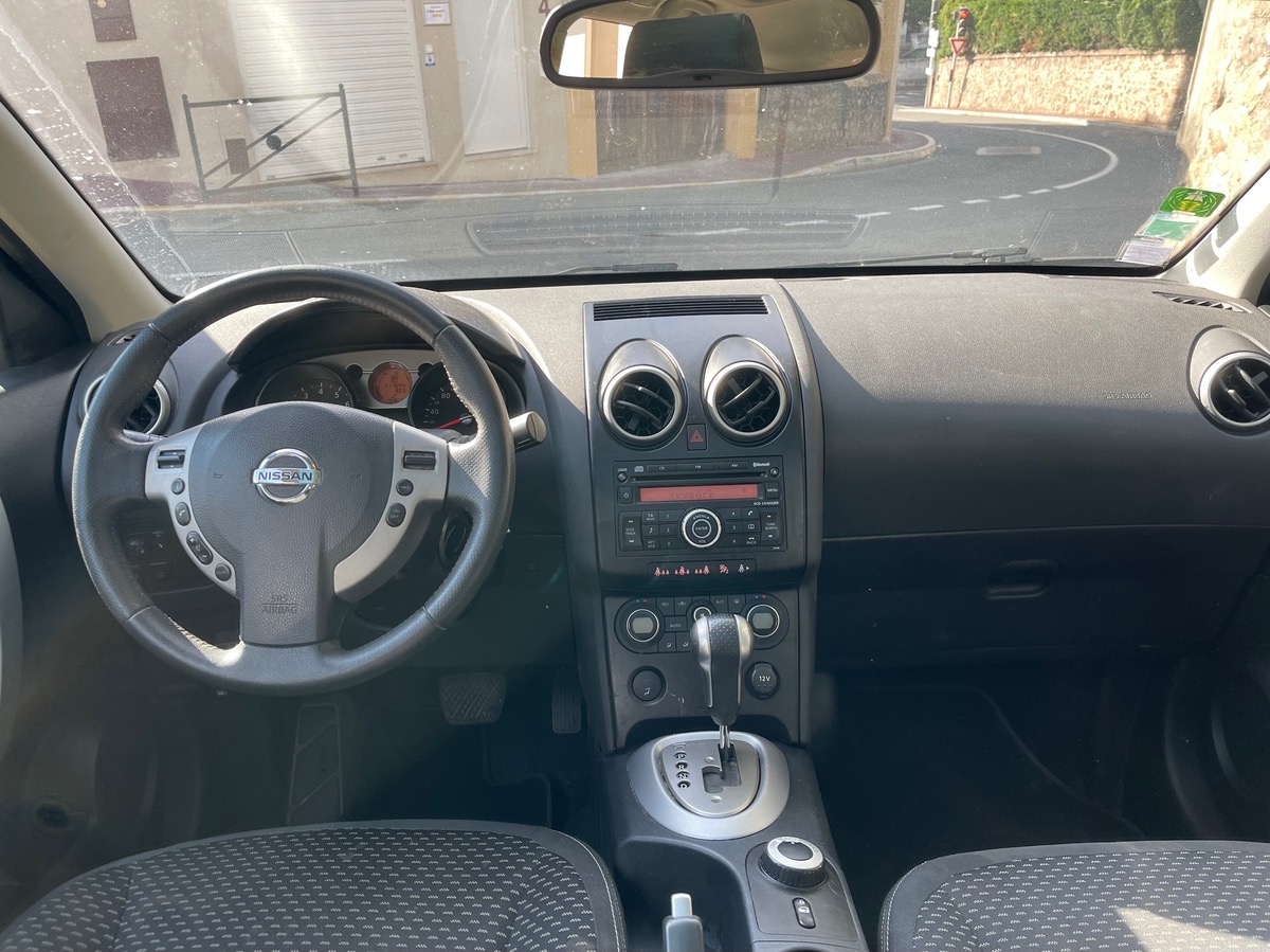 Nissan Qashqai 2.0 i 140 CV  All-Mode 4WD / Toit Panoramique / Boite Auto
