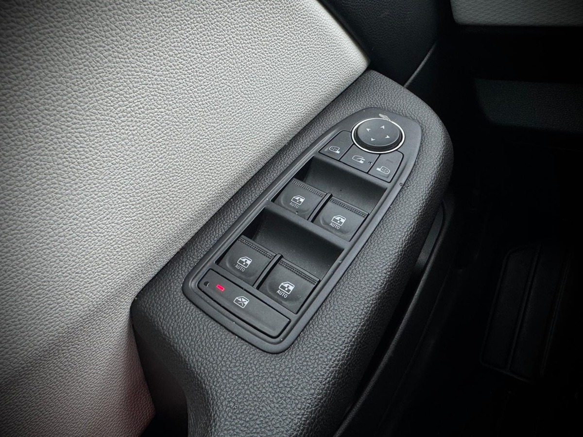 RENAULT Clio V 1.0 TCE 90 INTENS / BVM