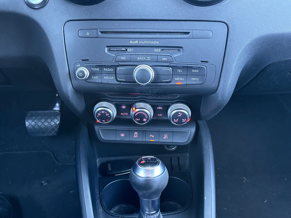 Audi A1 Ultra Ambiente 1.6 tdi 90 S Tronic 7