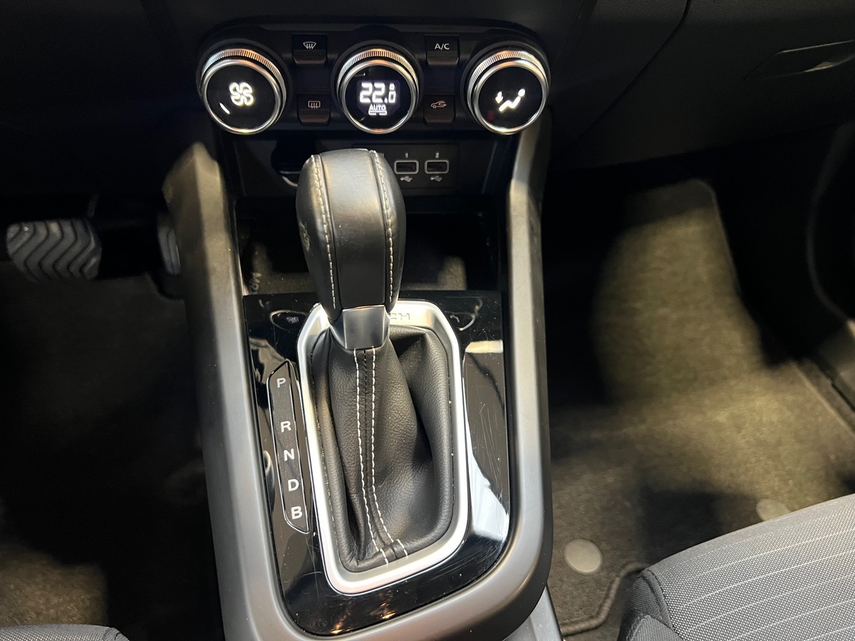 RENAULT Arkana HYBRID 1.6 E-TECH 145 cv INTENS EDC 22 ROUGE FLAMME