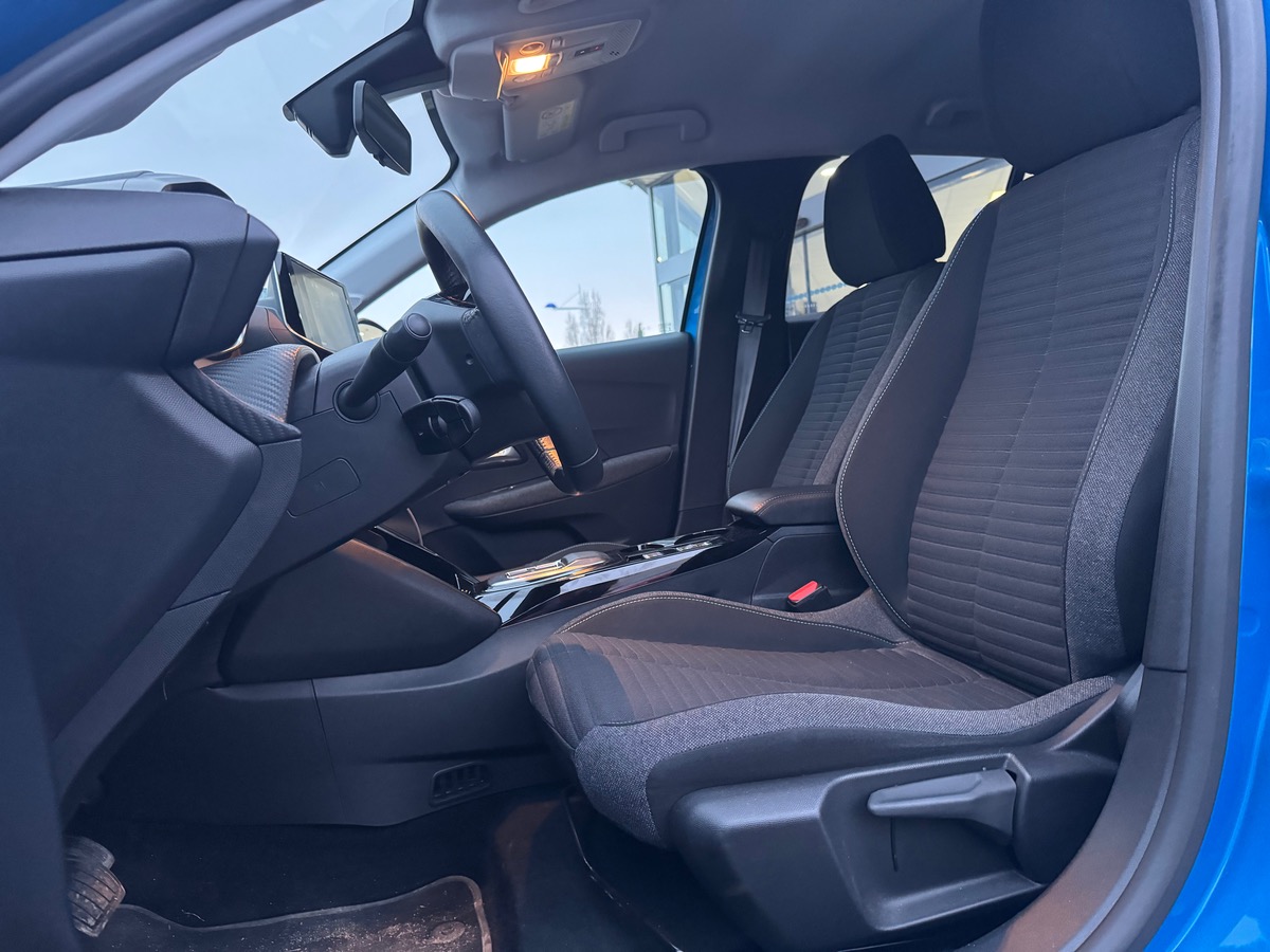 Peugeot 208 136 ch | Style | Démarrage sans clé | Régulateur de vitesse | Peugeot i-Cockpit