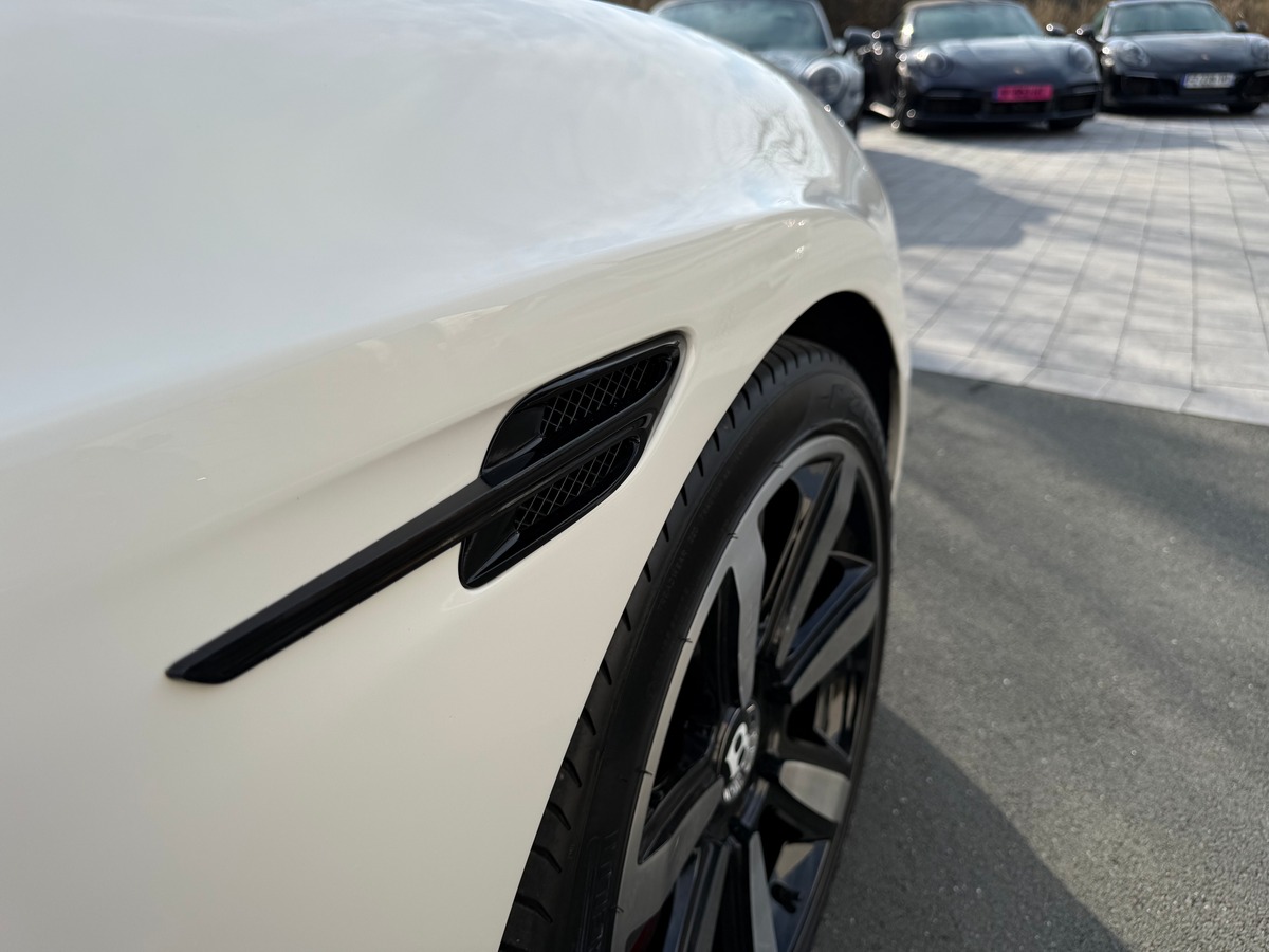 Bentley Continental GT 4.0 V8 S 528 CH / CARNET / 48101 KMS