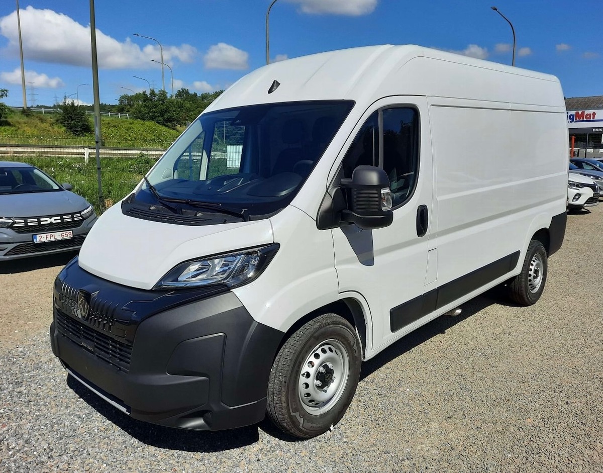 Peugeot Boxer Fourgon 335 L2H2 2.2 BlueHDI 180 EAT8 Confort