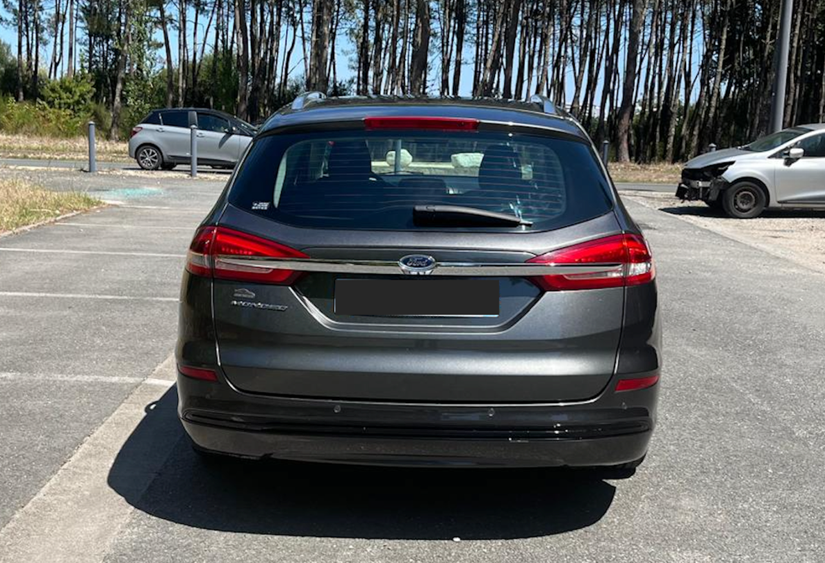 Ford Mondeo Break Titanium Business Hybrid 2.0 (187 ch)
