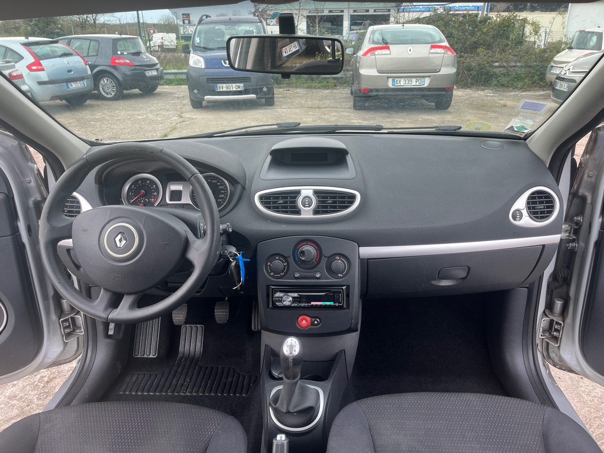 RENAULT Clio 1.2 16v 101548km