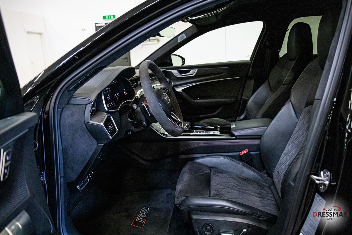 Audi RS6 Avant 4.0 V8 TFSI 600ch quattro tiptronic/B&O/Prep attelage/Caméra 360