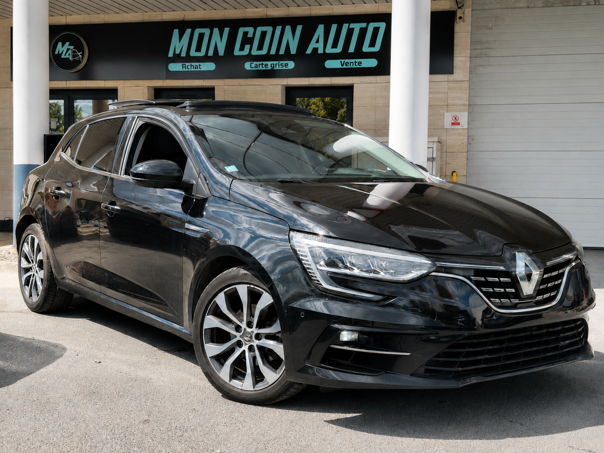 RENAULT Megane IV 4 Intens Phase 2 1.5 Blue dCi EDC7 115 ch - Toit ouvrant - Full options
