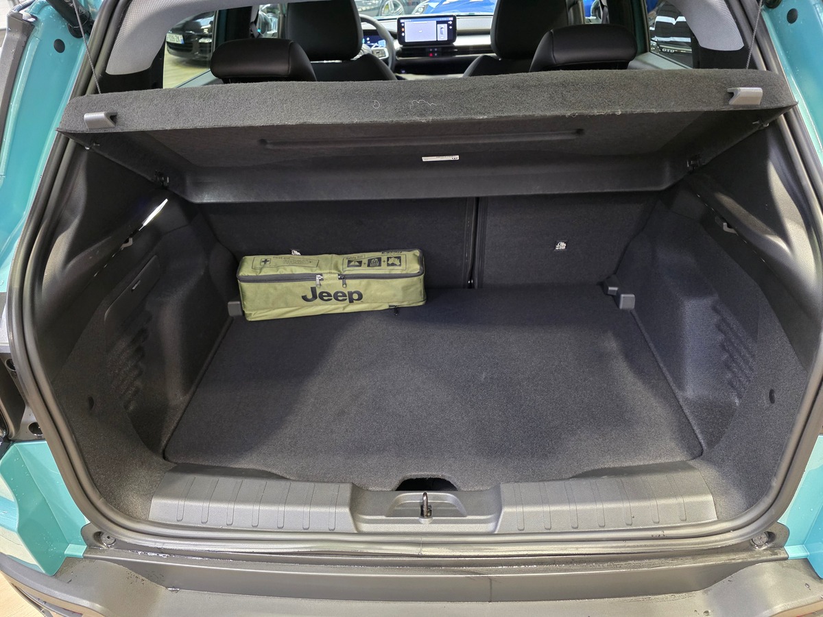 Jeep Avenger (2) 1.2 TURBO T3 100 E-HYBRID SUMMIT JBL / CAMERA C