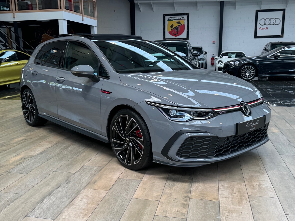 Volkswagen Golf VIII GTI 2.0L TSi 245CV DSG7 - GARANTIE VW - TO/CARPLAY/SIEGES CHAUFFANTS
