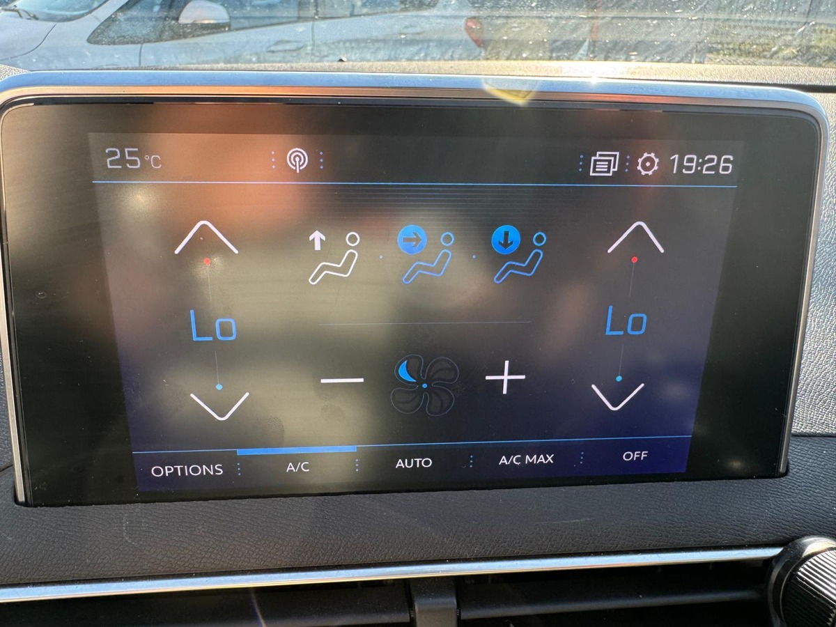 Peugeot 3008 1.5 BLUEHDI 130 Active business BVA