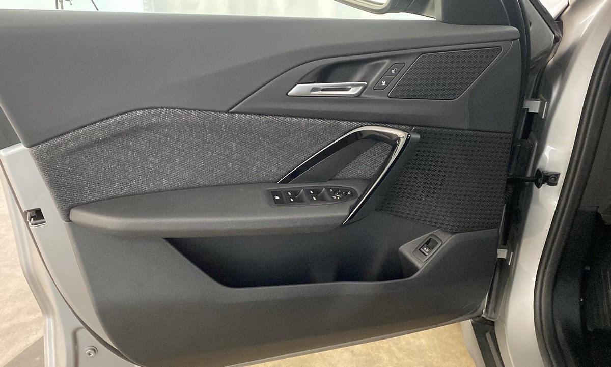 Bmw X1 SDRIVE18i BUSINESS DESIGN DKG7