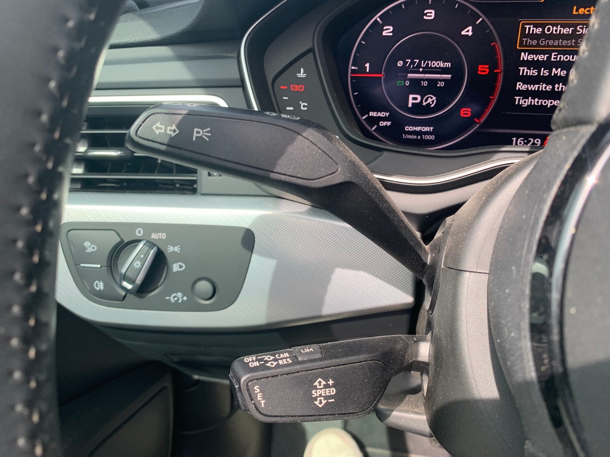 Audi A5 Cabriolet 190 ch | Design Luxe | Caméra de recul | Cuir | Drive select | Régulateur vitesse