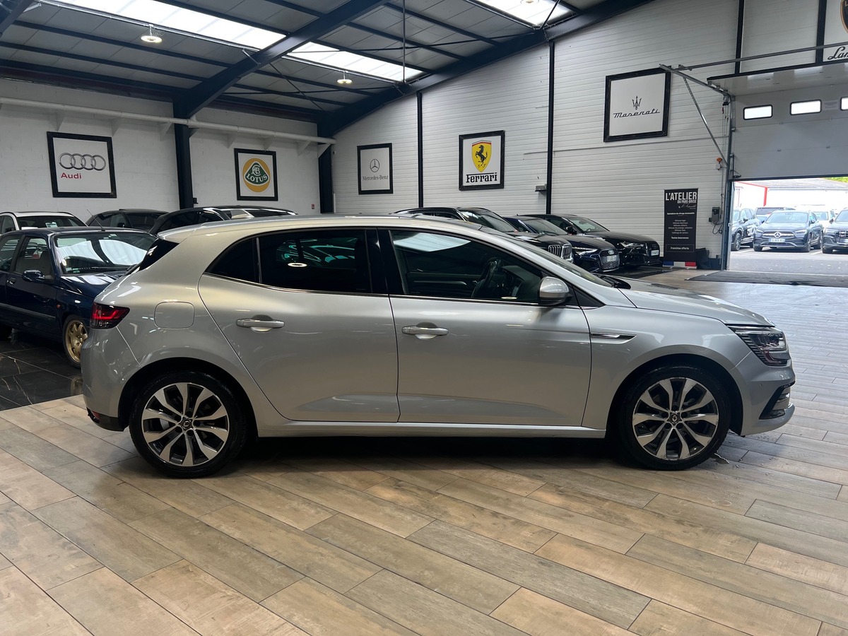 RENAULT Megane IV 1.5 BLUE DCI 115 INTENS /BOSE/HUD/