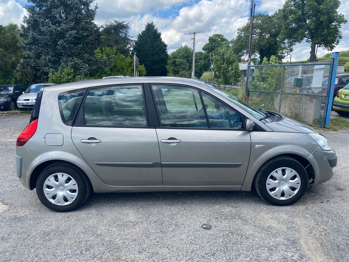 RENAULT Scenic II 1.5 dci 105cv 149160km 1ere main 