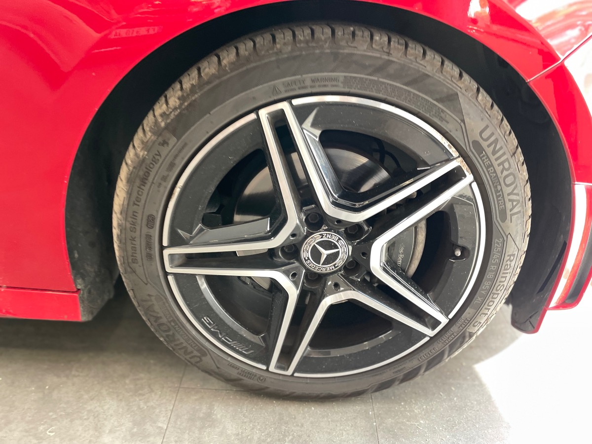 Mercedes-Benz Classe A A200 AMG 7 DCT