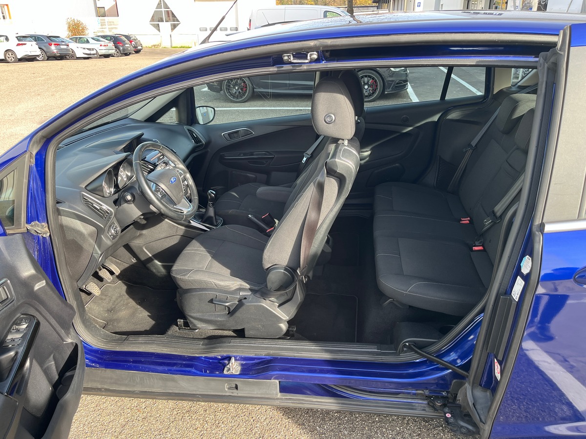 Ford BMAX 1.0 125ch TITANIUM, CAMERA, GPS, SIEGES CHAUFFANT, RADAR AVANT/ARRIERE