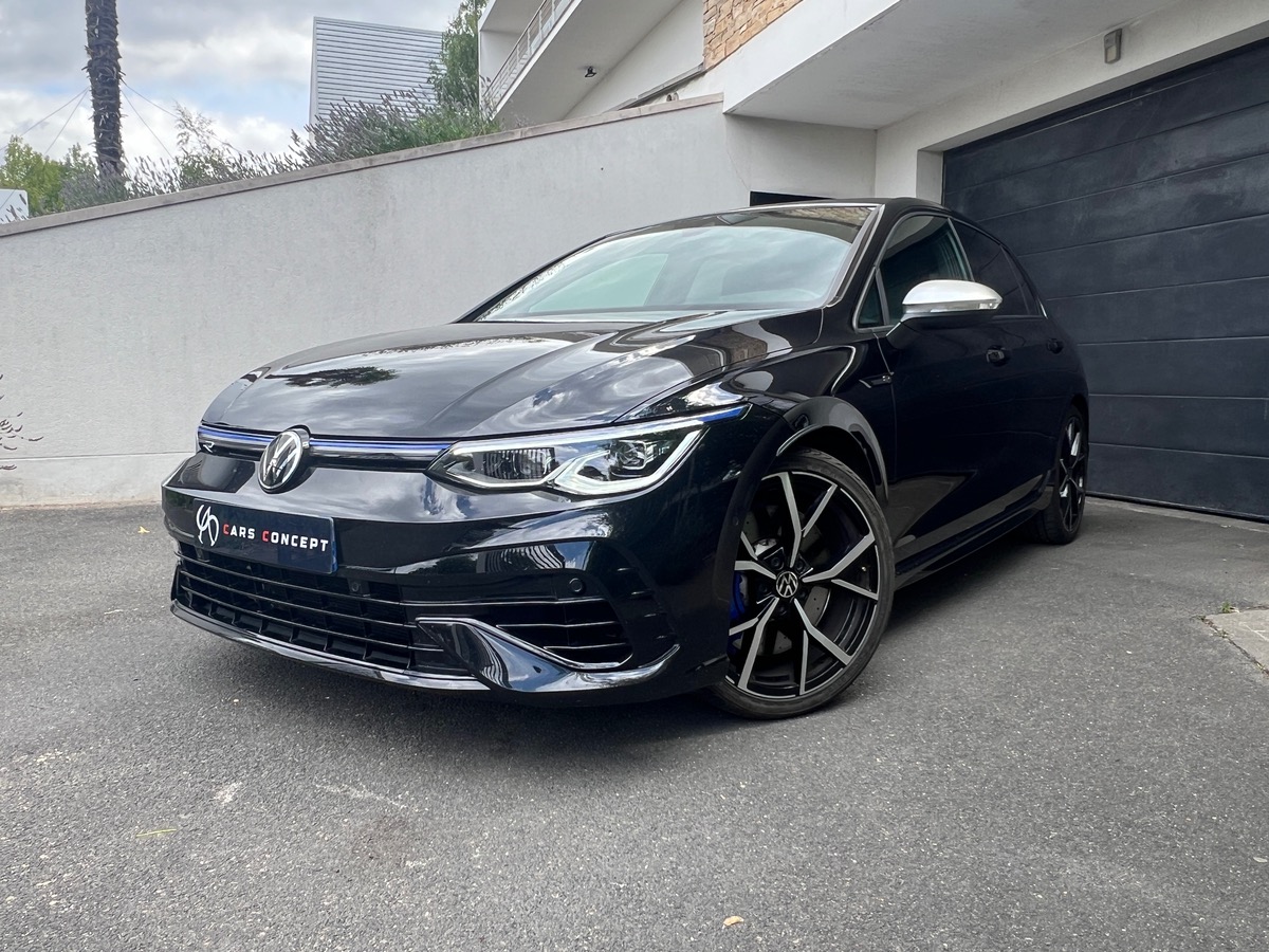 Volkswagen Golf VIII R 2.0 TSI 320 4Motion DSG7