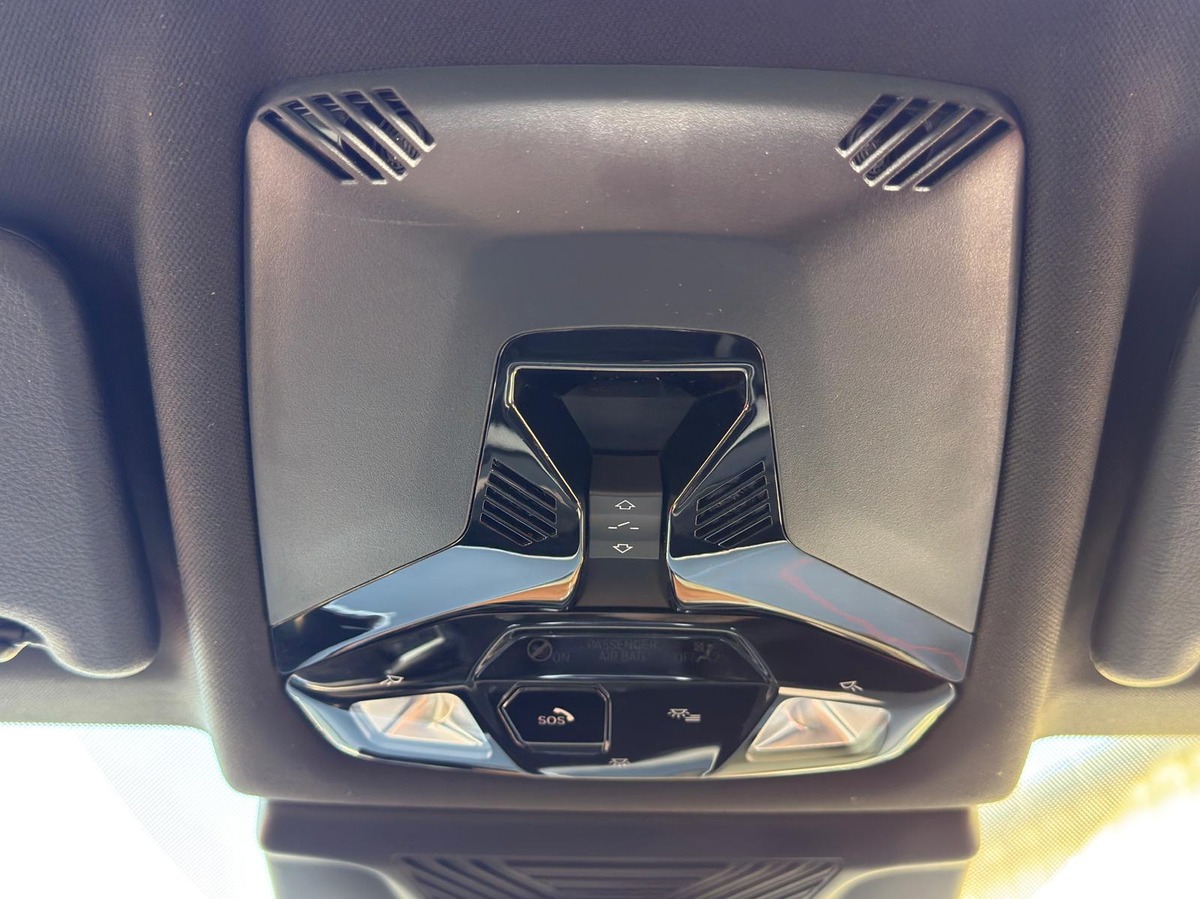Bmw Série 1 120 iA Msport / Toit panoramique / Attelage / CarPlay / Caméra de recul