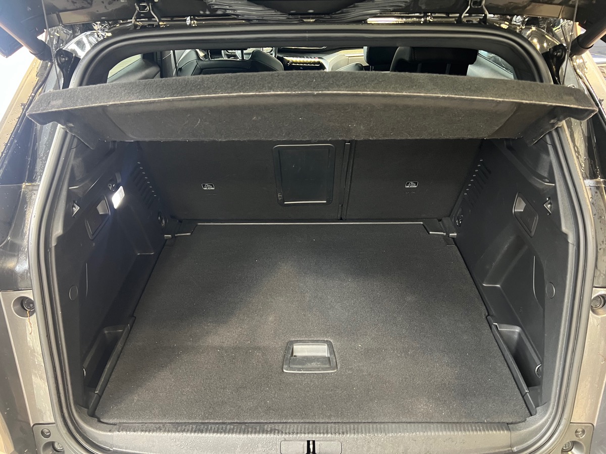 Peugeot 3008 II GT 2.0 BlueHDi 180 ch EAT8 S&S /ATTELAGE/TOIT PANO/