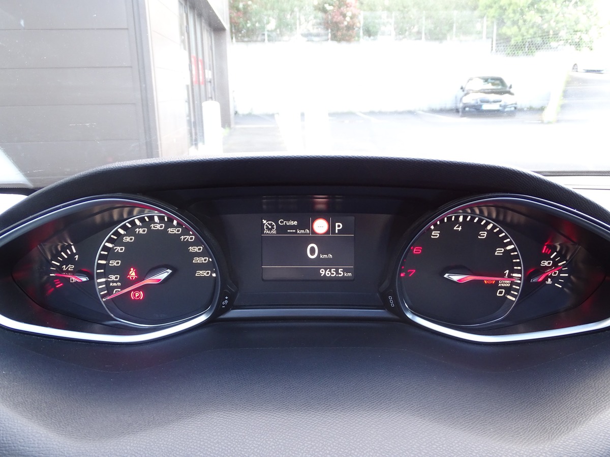 Peugeot 308 SW GENERATION-II SW 130 Ch ALLURE EAT BVA ( DISTRIBUTION OK / CARPLAY )