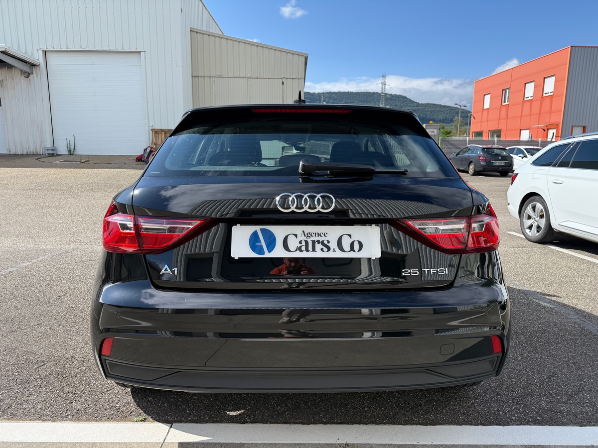 Audi A1 Sportback II 25 1.0 TFSI 95 cv Entry, Suivi COMPLET AUDI, I-Cockpit.
