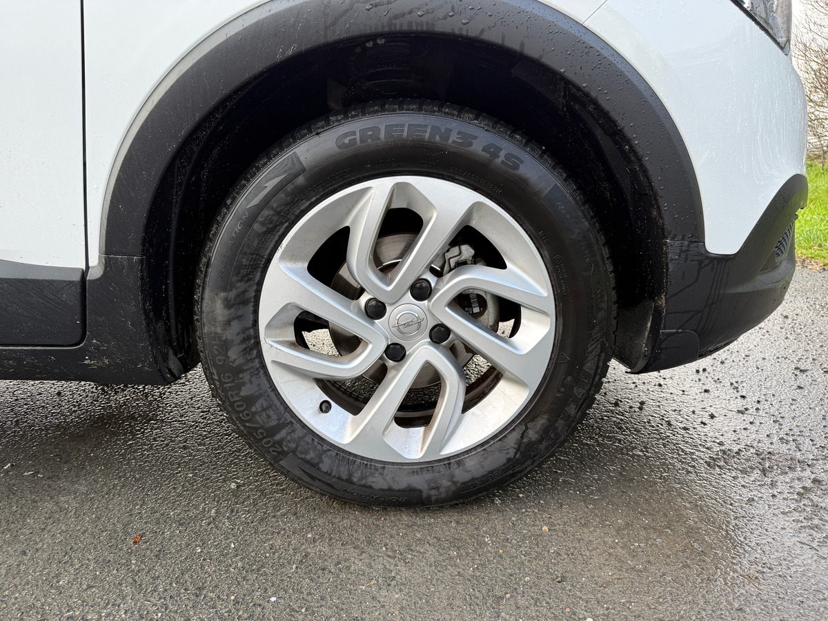 Opel Crossland X 1.2 81 CH EDITION - Courroie neuve