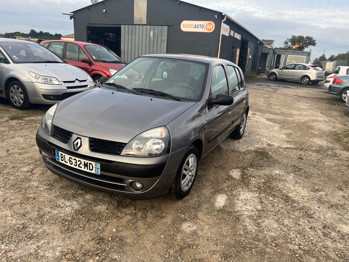 RENAULT Clio 1.5 dci 147599KM