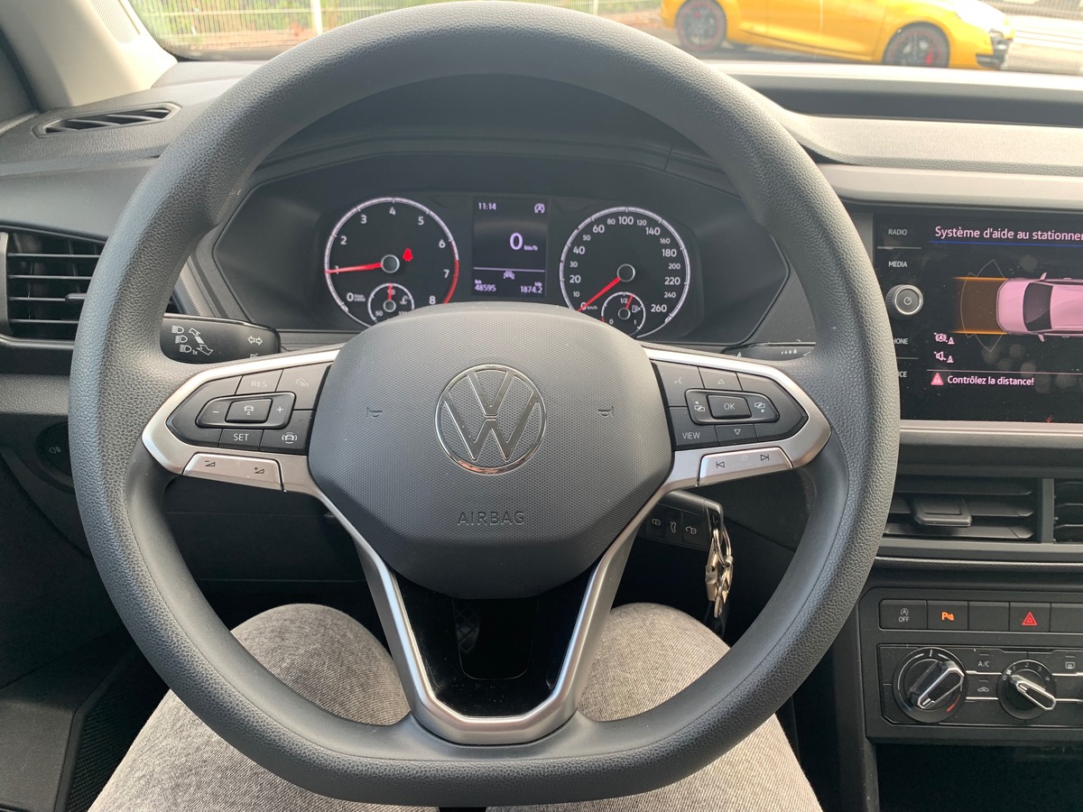 Volkswagen T-Cross 95 ch | Base | Attelage | Pack Stationnement arriére avant | Climatisation