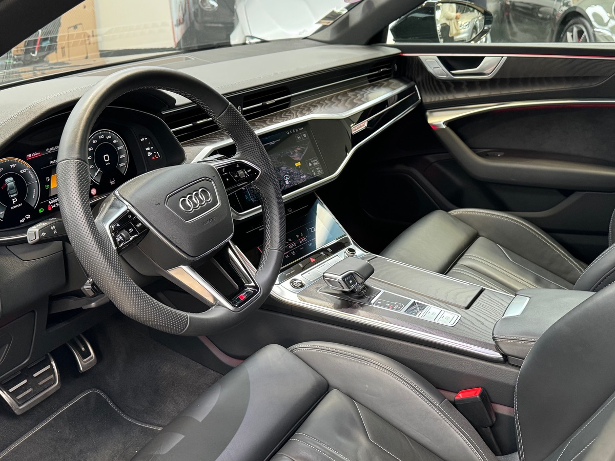 Audi A7 SPORTBACK 55 TFSIe 367CV COMPÉTITION QUATTRO  S-LINE Y