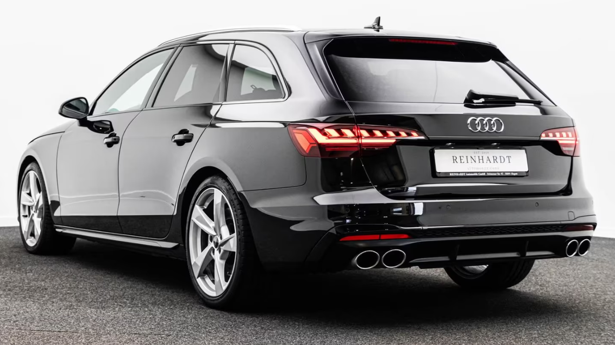Audi S4 Avant V 3.0 TDI 341ch quattro tiptronic 8 Bang&Olufsen Toit ouvrant Attelage Feux matrix