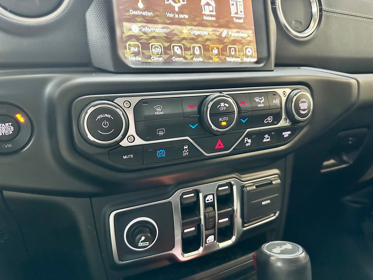 Jeep Wrangler IV 2.0 T 380 4XE Sahara 4WD