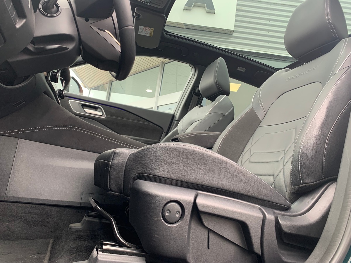 Nissan Qashqai 190 | N-design | e-POWER  | Toit panoramique | Régulateur vitesse adaptatif | Caméra