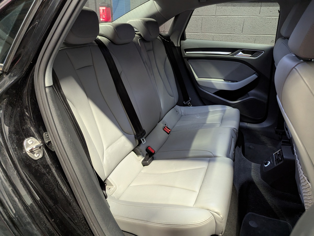 Audi A3 1.4 TFSI 150 S tronic 7 Design Luxe LIMOUSINE SEDAN