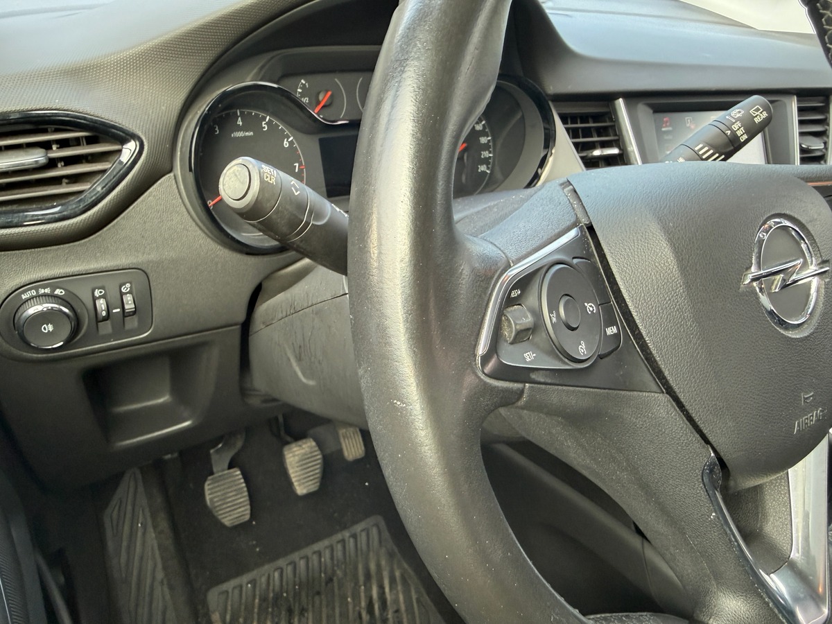 Opel Crossland X 1.2 81 CH EDITION - Courroie neuve