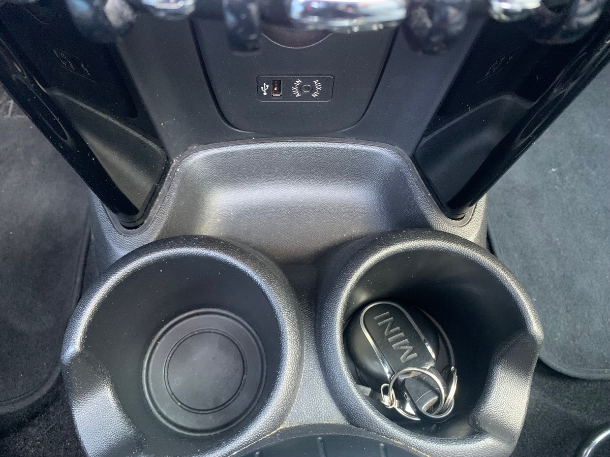 Mini Cooper 136 ch | Chili | Toit ouvrant panoramique | Mode Sport | Régulateur vitesse | Bluetooth