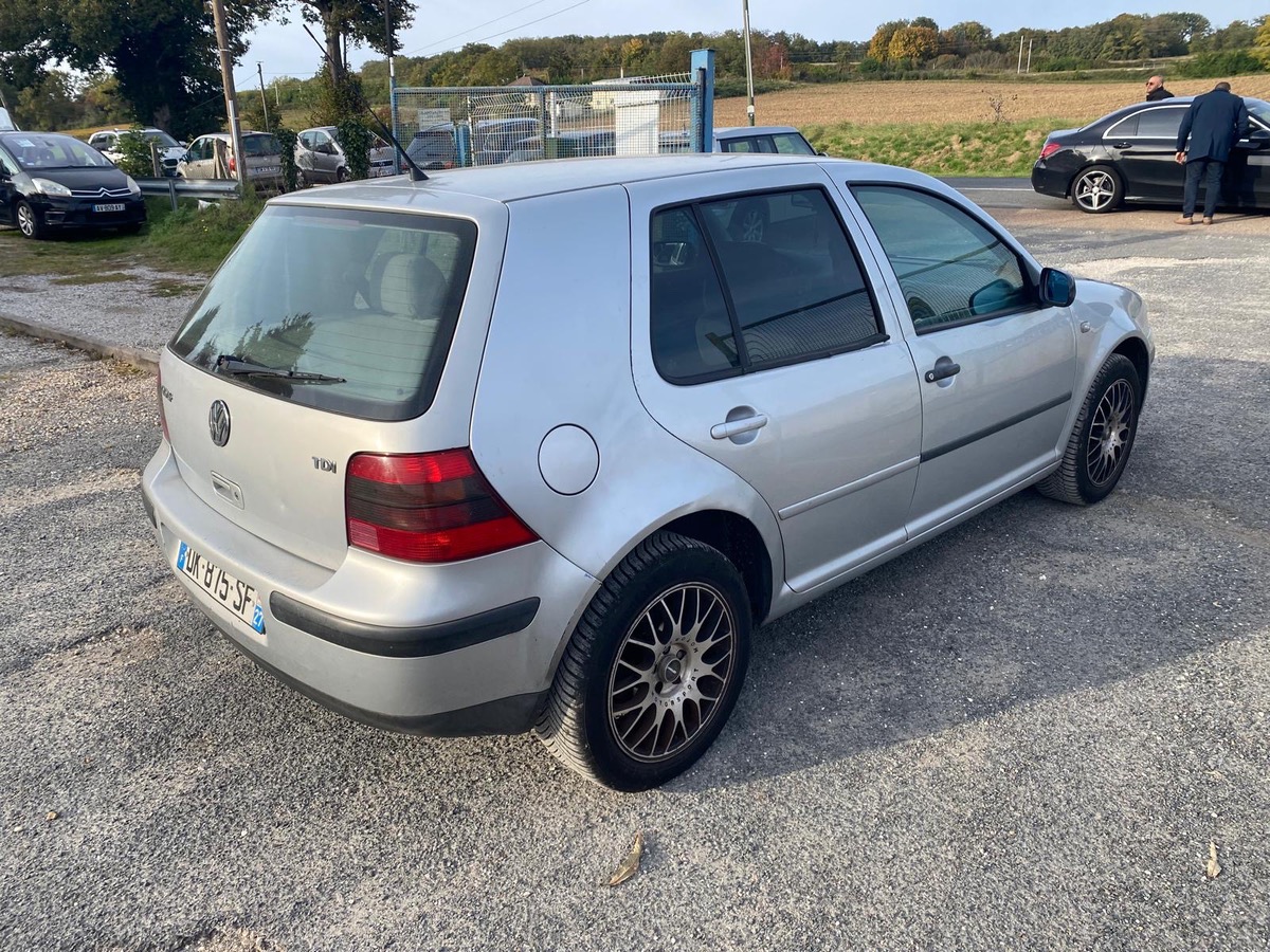 Volkswagen Golf 4 1.9 tdi 110cv petit prix contrôle ok 