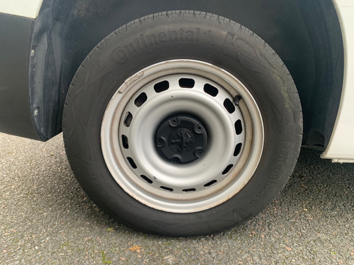 Peugeot Partner 102 ch | TVA Récupérable | GPS | Caméra de recul | Régulateur de vitesse