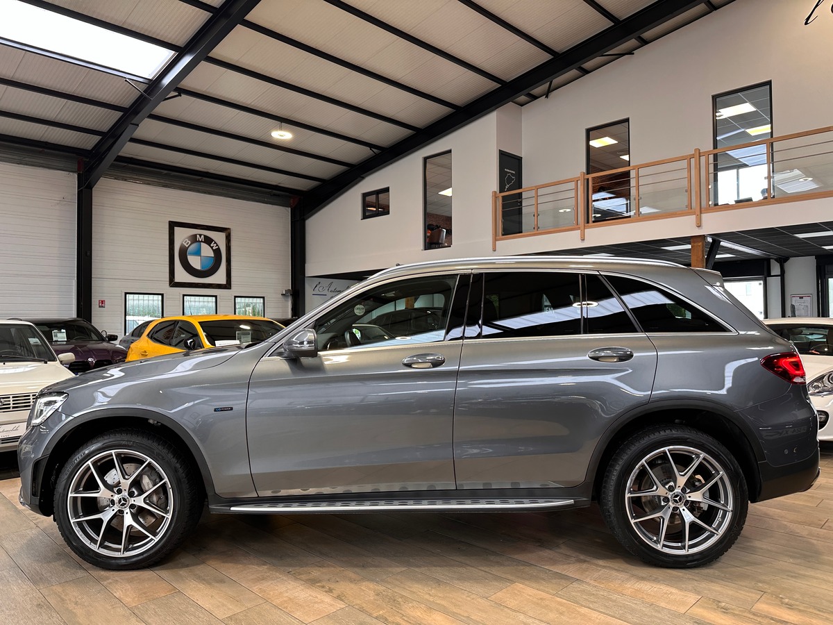 Mercedes-Benz Classe GLC 300 DE AMG LINE 4MATIC 194 + 122 / BURMESTER / ATTELAGE / TOIT PANO / 1ERE MAIN