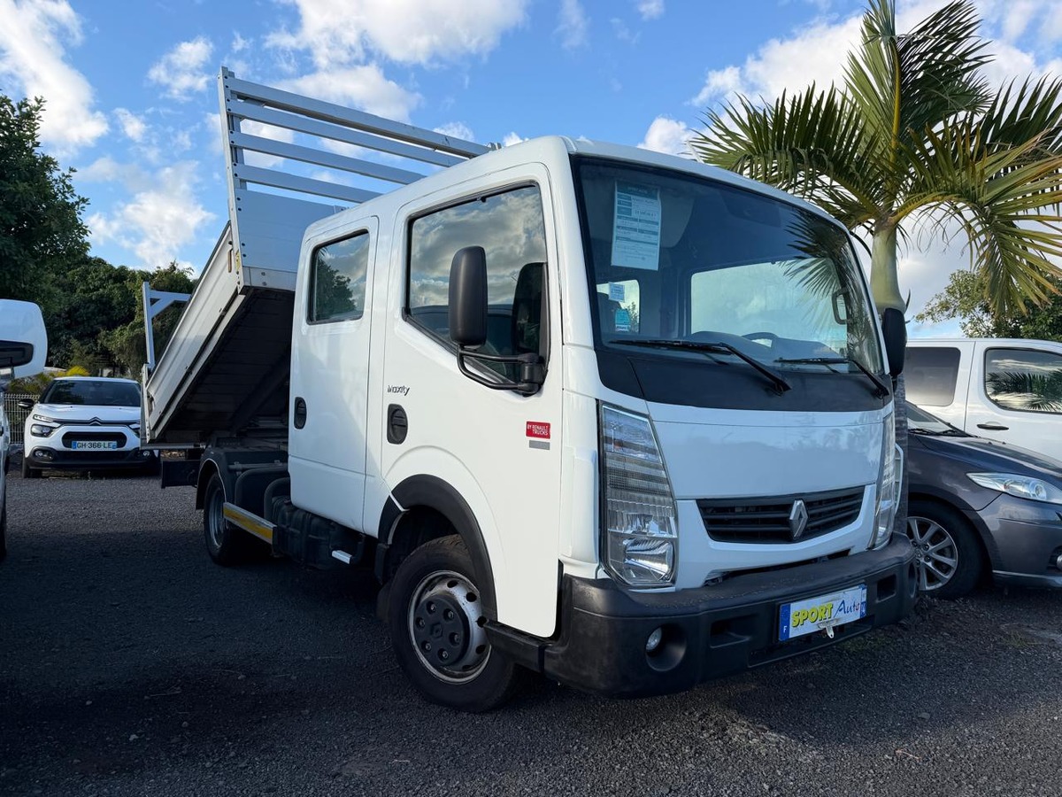 RENAULT Maxity BENNE 3.0 dci 130CH SPORT AUTO X 