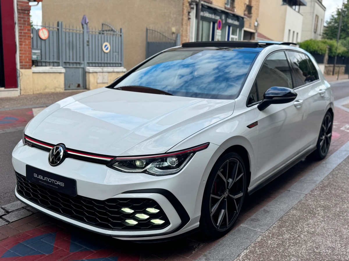 Volkswagen Golf GTI
