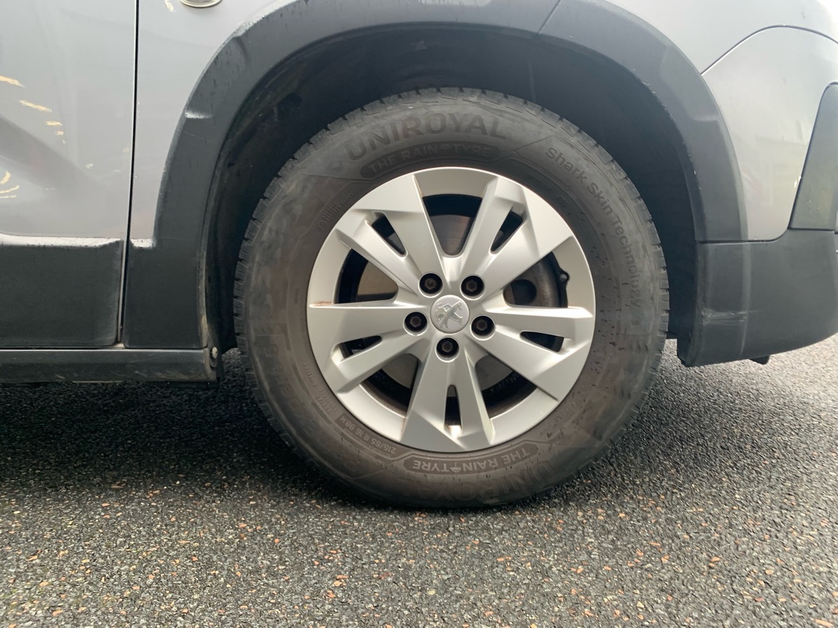 Peugeot Rifter 130 ch | Allure | Régulateur vitesse | Apple car play Android auto | Roue de secours