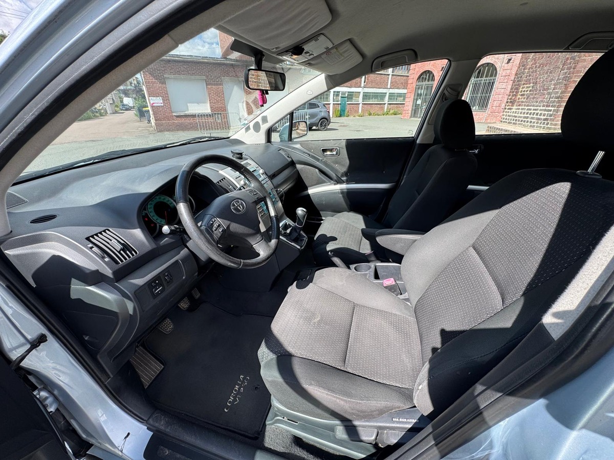 Toyota Corolla Verso 7 places- Facelift- 2.2 D4-D 136cv