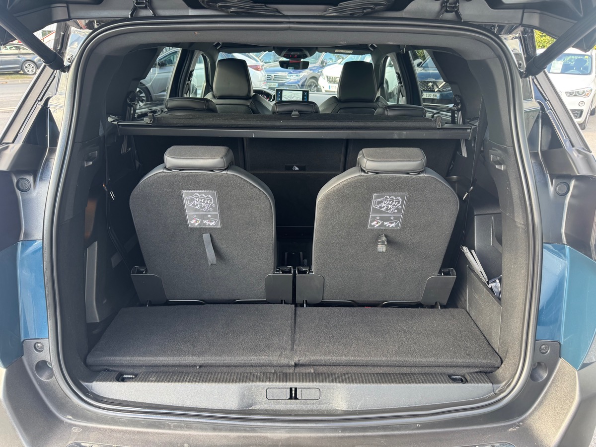 Peugeot 5008 1.5 BHDI 130CH EAT8 GT + ATTELAGE