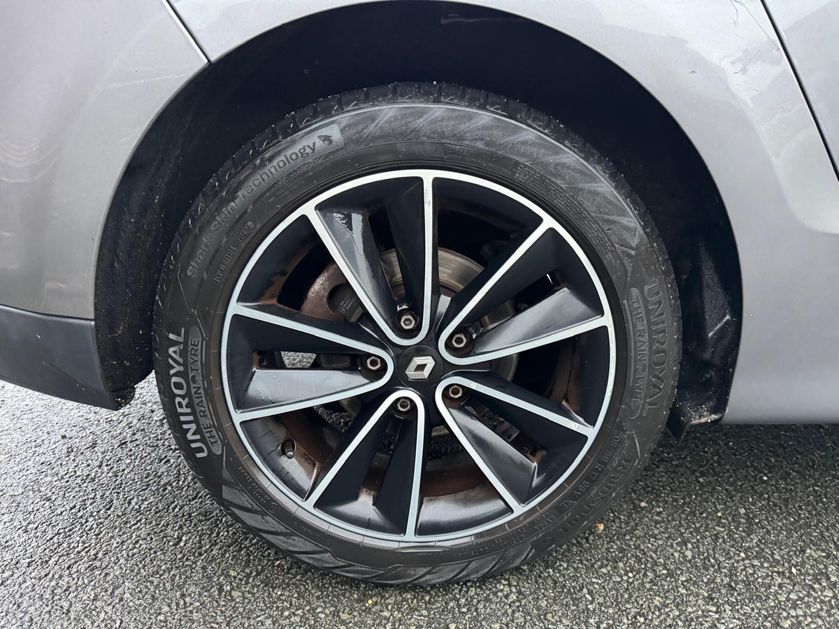 RENAULT Grand Scenic 1.5 DCI 110-7 Places- BOSE Edition-Garantie