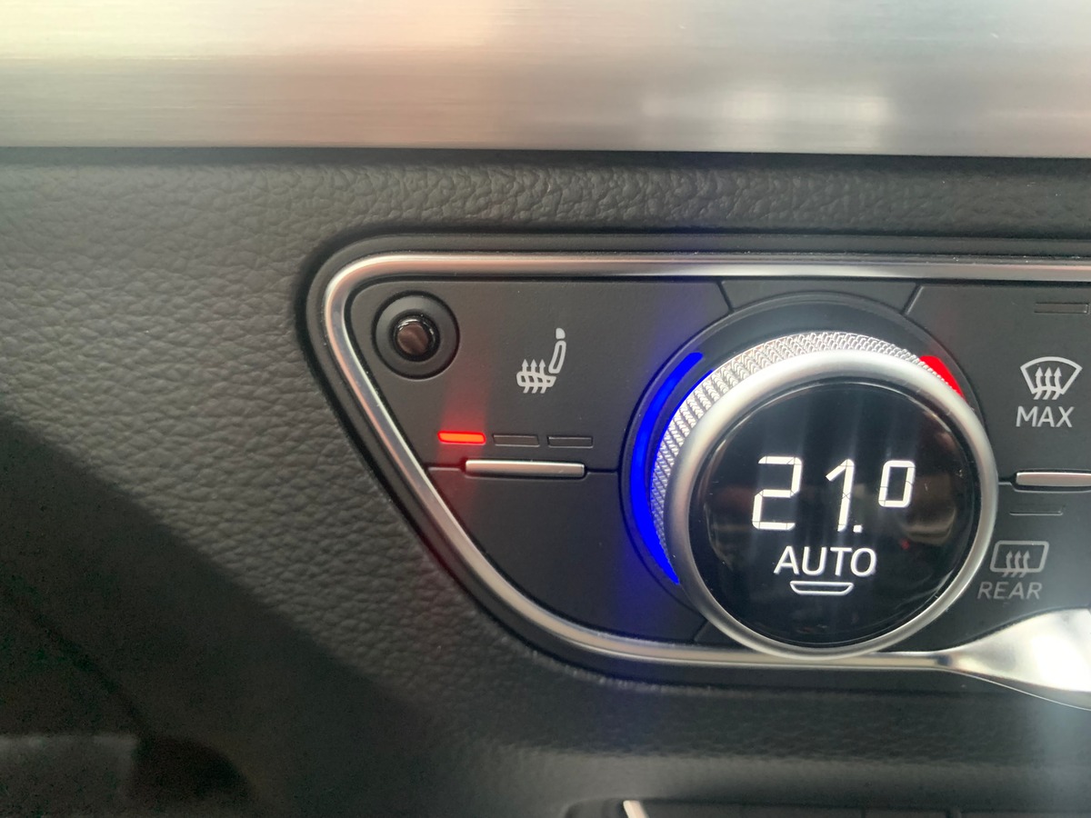 Audi Q5 Sportback 299 S-Line | Quattro | Apple car Play | Siéges chauffants | Caméra | Garantie AUDI