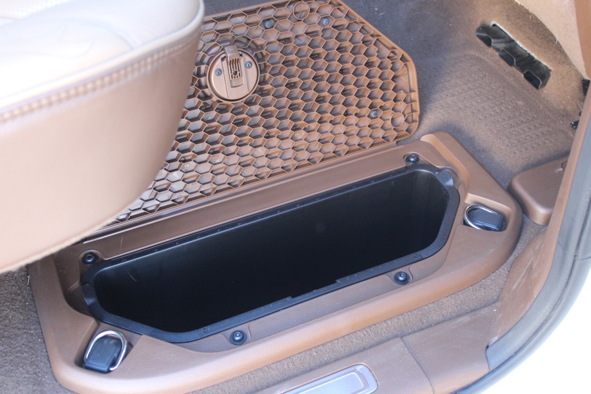 Dodge RAM CREW CAB 1500 5.7 V8 396 ch LARAMIE EDITION LONGHORN / RAM BOX / CARPLAY / ATTELAGE / E85